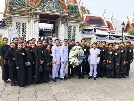 บริษัท ท่าเรือประจวบ จำกัด หนึ่งในกลุ่มเครือสหวิริยา ร่วมเป็นเจ้าภาพบำเพ็ญกุศล และวางพวงมาลาถวายสักการะ ในพระพิธีธรรมสวดพระอภิธรรมพระบรมศพพระบาทสมเด็จพระปรมินทรมหาภูมิพลอดุลยเดช